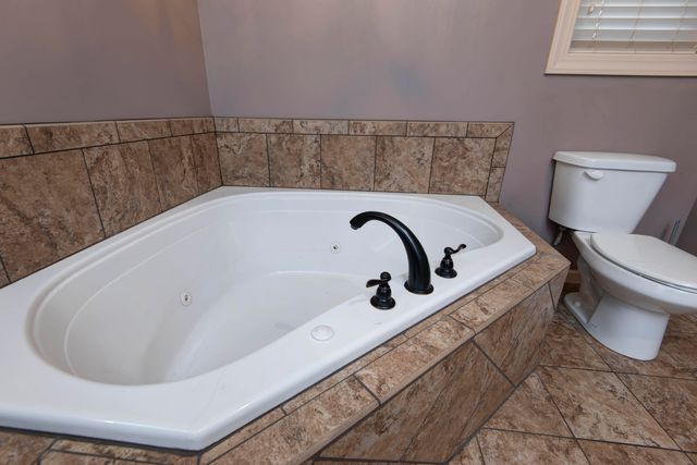 671 Boardwalk, Seymour, MO 65746