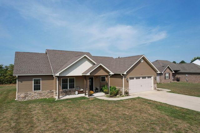 671 Boardwalk, Seymour, MO 65746