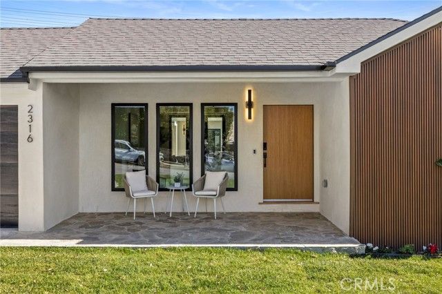 2316 N Parish, Burbank, CA 91504