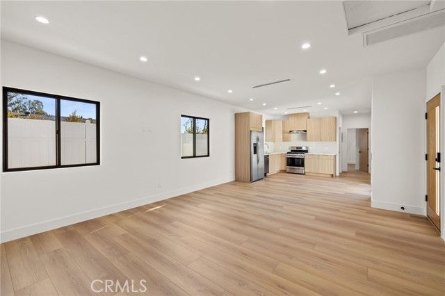 2316 N Parish, Burbank, CA 91504