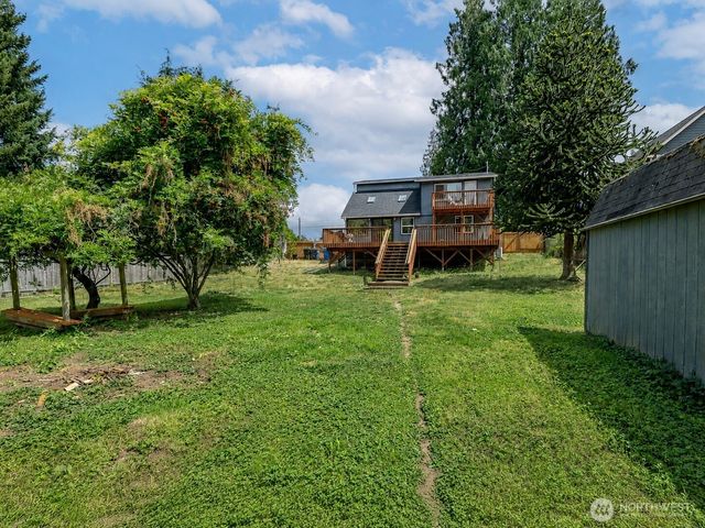 9515 208th Avenue E, Bonney Lake, WA 98391
