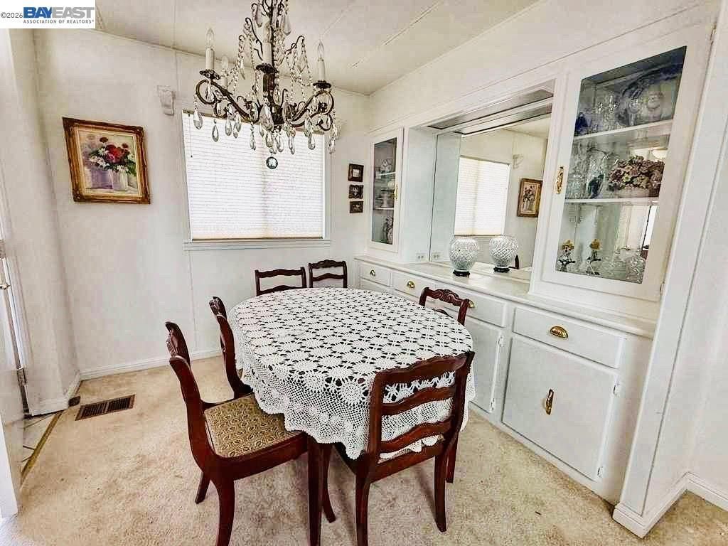Image 6 of property listing at 3231 Vineyard Ave, Pleasanton, CA 94566