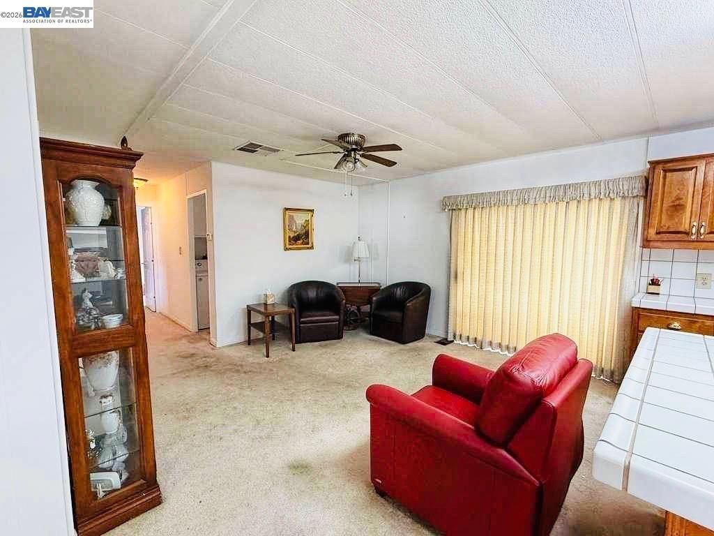 Image 7 of property listing at 3231 Vineyard Ave, Pleasanton, CA 94566