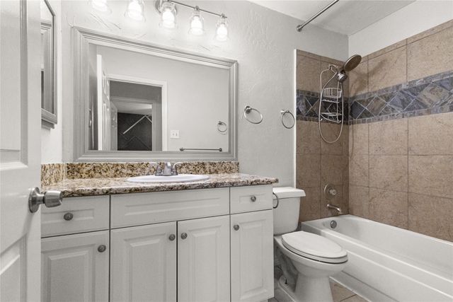 8825 Mystic Trail, Fort Worth, TX 76118