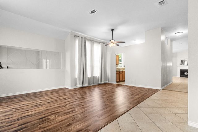 8825 Mystic Trail, Fort Worth, TX 76118