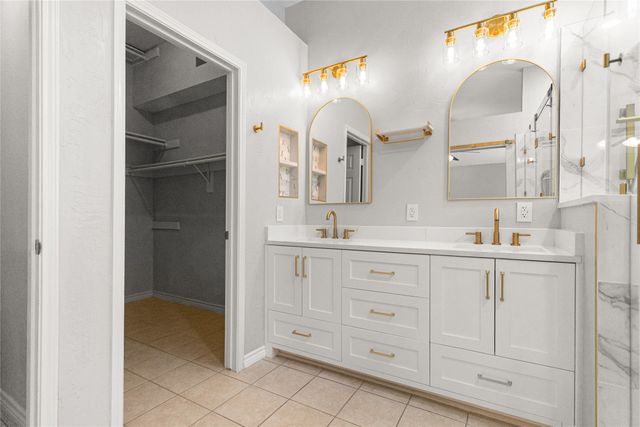 8825 Mystic Trail, Fort Worth, TX 76118