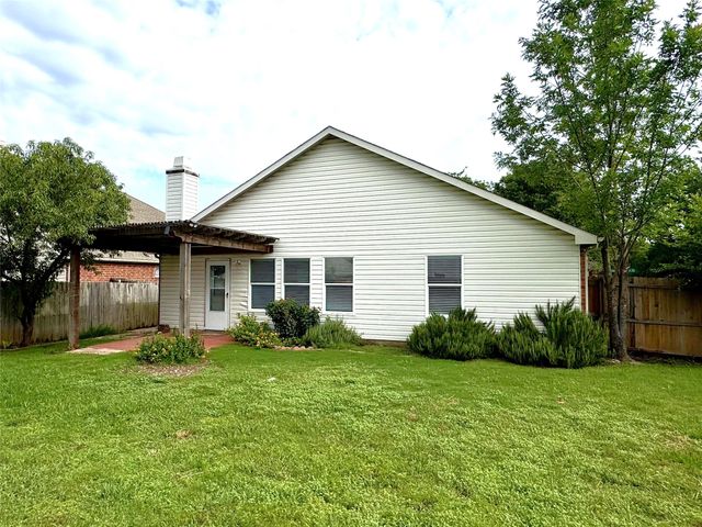 5301 Comanche Wells Drive, Mckinney, TX 75071