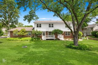 322 Fairchild Court B, Bloomingdale, IL 60108