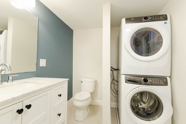 249 Lexington St 2, Boston, MA 02128