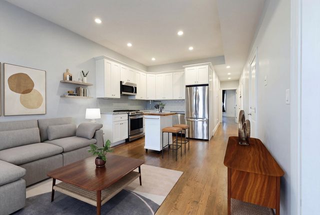 249 Lexington St 2, Boston, MA 02128