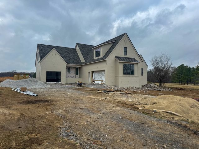 2048 Cairo Bend Rd, Lebanon, TN 37087