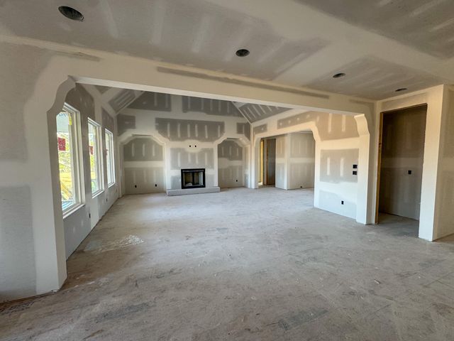 2048 Cairo Bend Rd, Lebanon, TN 37087