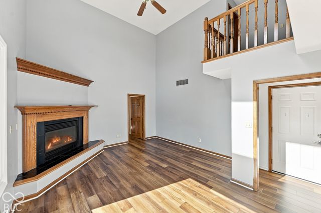 7023 Stonecreek Drive, Plainfield, IN 46168