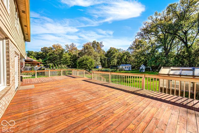 7023 Stonecreek Drive, Plainfield, IN 46168