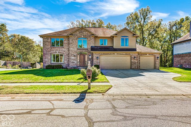 7023 Stonecreek Drive, Plainfield, IN 46168