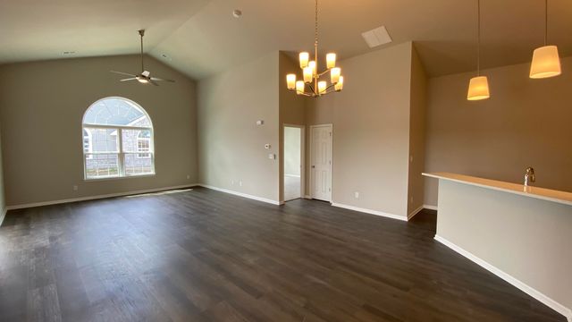 5602 Fountain Circle, Crown Point, IN 46307