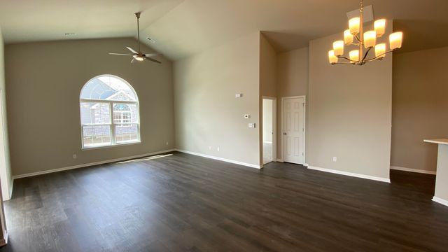 5602 Fountain Circle, Crown Point, IN 46307