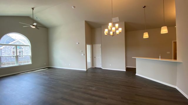 5602 Fountain Circle, Crown Point, IN 46307