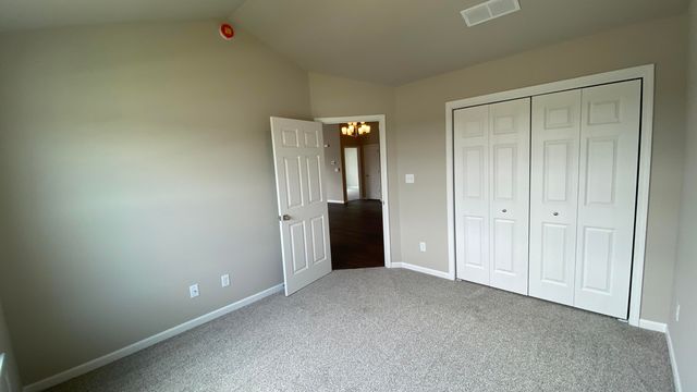 5602 Fountain Circle, Crown Point, IN 46307
