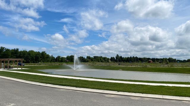 5602 Fountain Circle, Crown Point, IN 46307