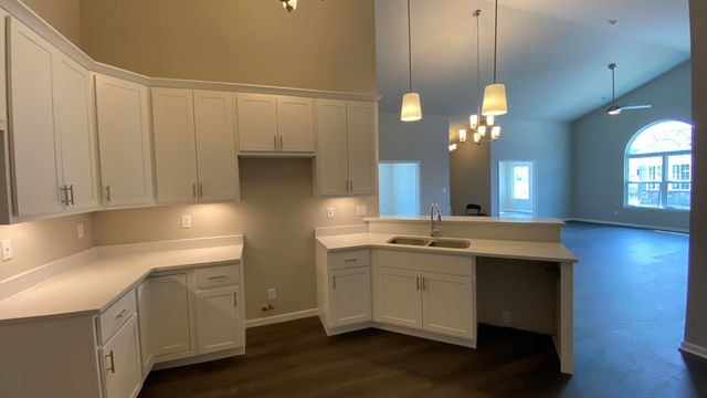 5602 Fountain Circle, Crown Point, IN 46307