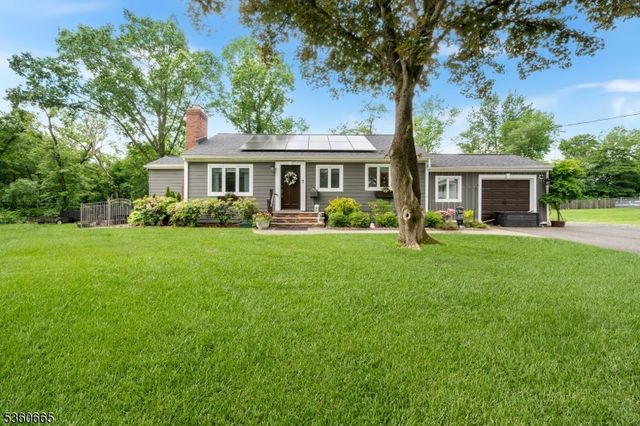 126 Smith Rd, Franklin Twp., NJ 08873