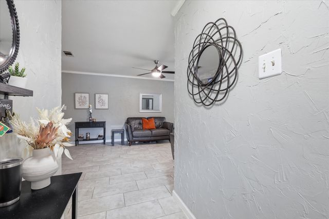 450 Price Drive, Lewisville, TX 75067