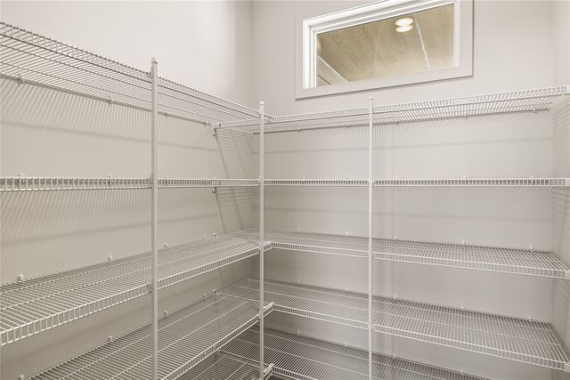 4668 180th Street, Urbandale, IA 50323