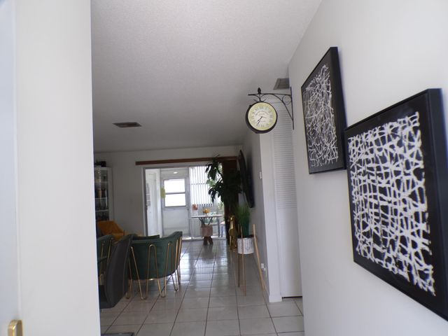 2965 Crosley Drive W B, West Palm Beach, FL 33415