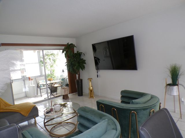 2965 Crosley Drive W B, West Palm Beach, FL 33415