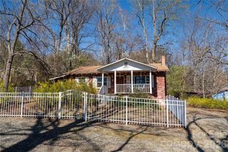 525 E Mills Street, Columbus, NC 28722