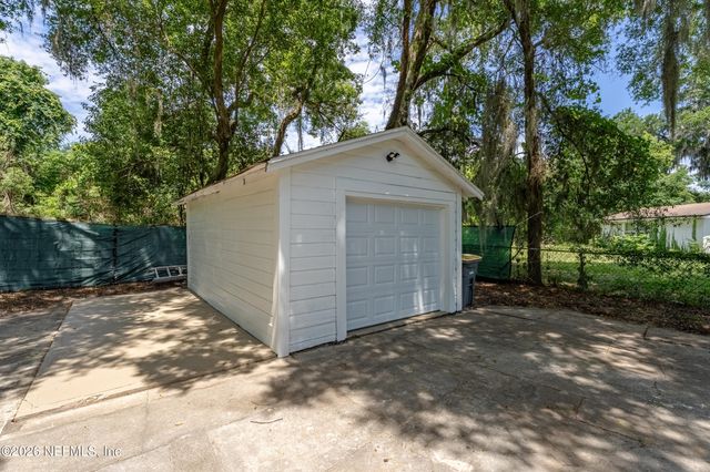 6918 PARK Circle, Jacksonville, FL 32208