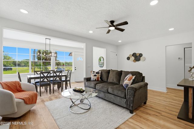 6918 PARK Circle, Jacksonville, FL 32208
