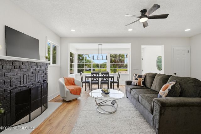 6918 PARK Circle, Jacksonville, FL 32208