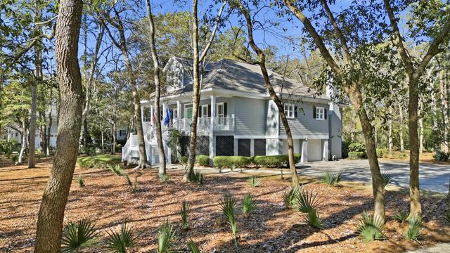 213 Old Carriage Loop, Georgetown, SC 29440