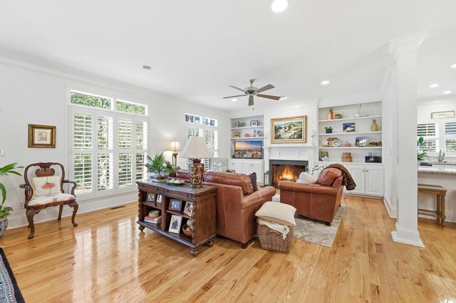 213 Old Carriage Loop, Georgetown, SC 29440