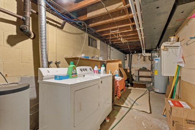 28997 Oak Grove Drive, Elkhart, IN 46514