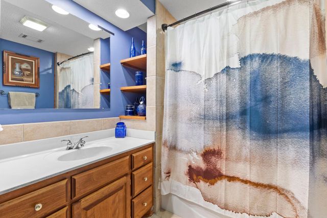 1528 Homestead Street, Shakopee, MN 55379
