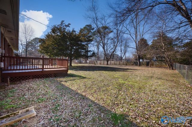 2511 Andrew Jackson Way NE, Huntsville, AL 35811