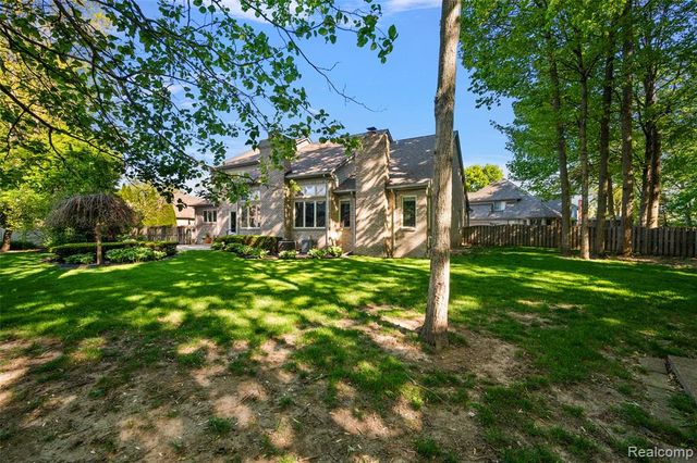 17840 Christine Boulevard, Clinton Township, MI 48038