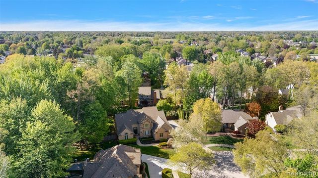 17840 Christine Boulevard, Clinton Township, MI 48038