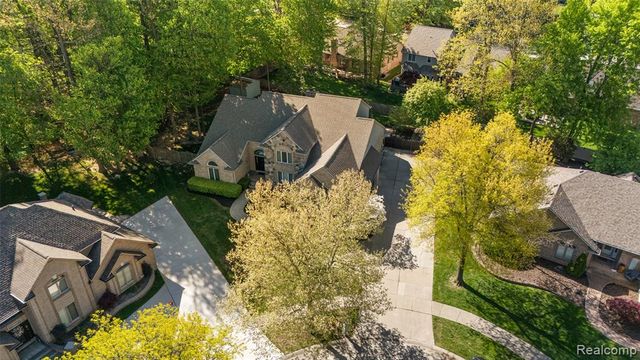 17840 Christine Boulevard, Clinton Township, MI 48038