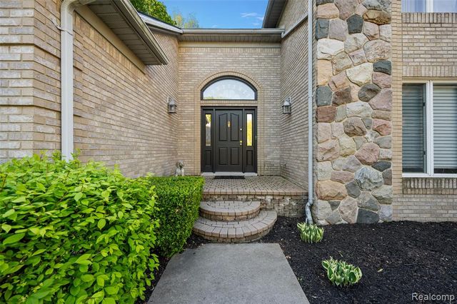 17840 Christine Boulevard, Clinton Township, MI 48038
