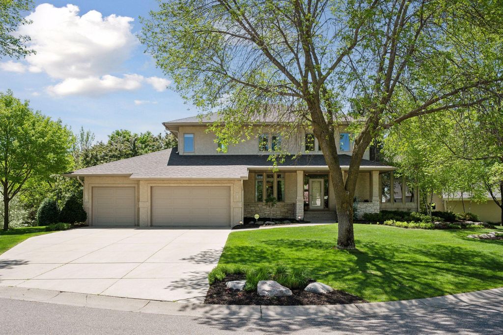 4970 Yuma Court N, Plymouth, MN 55446