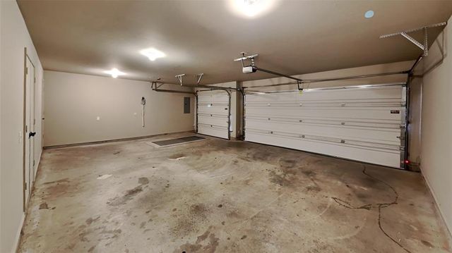 13625 Cobblestone Road, Oklahoma City, OK 73142