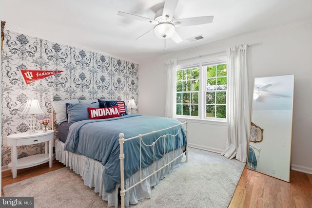 8020 RIVER FALLS DR, Potomac, MD 20854