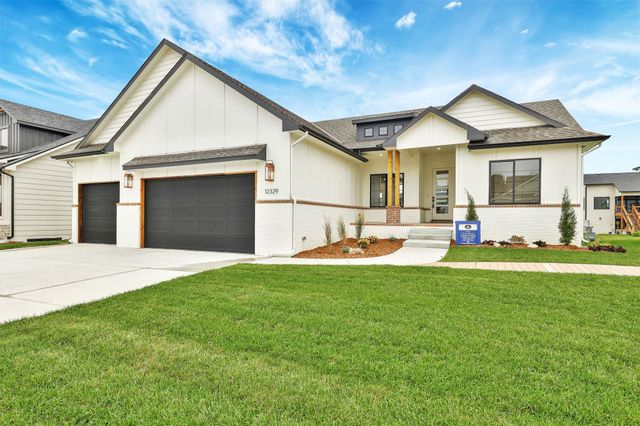 2513 N Bluestone St, Andover, KS 67002