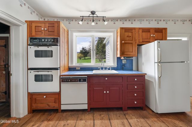 4268 Frederick Road, Guilderland, NY 12009