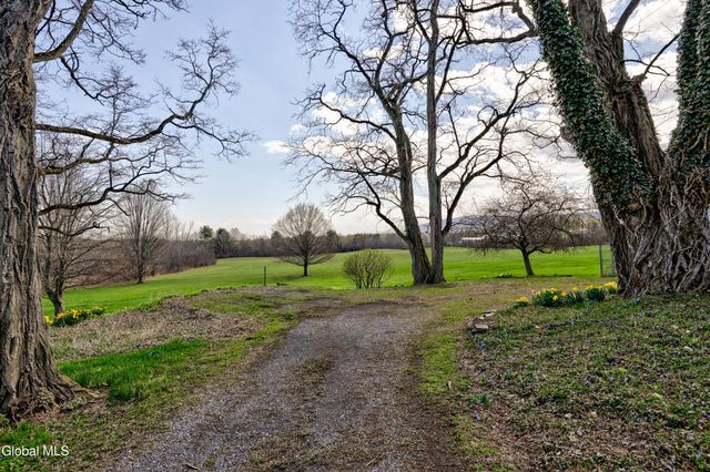 4268 Frederick Road, Guilderland, NY 12009