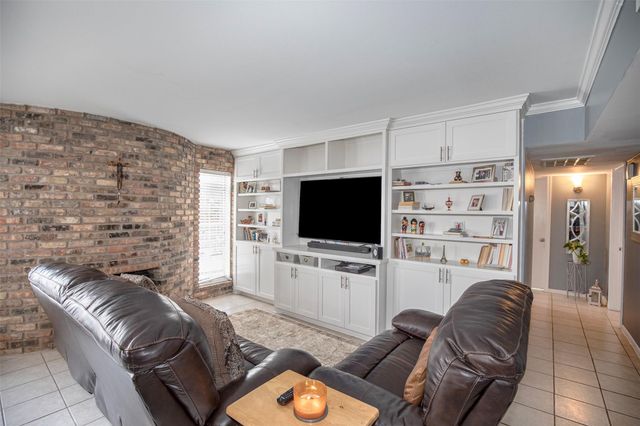 2101 Fountain View Drive 80, Houston, TX 77057